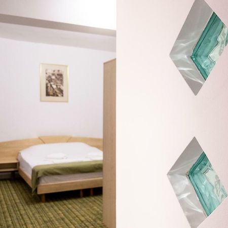 Casa Gabriela Ξενοδοχείο Βουκουρέστι Εξωτερικό φωτογραφία