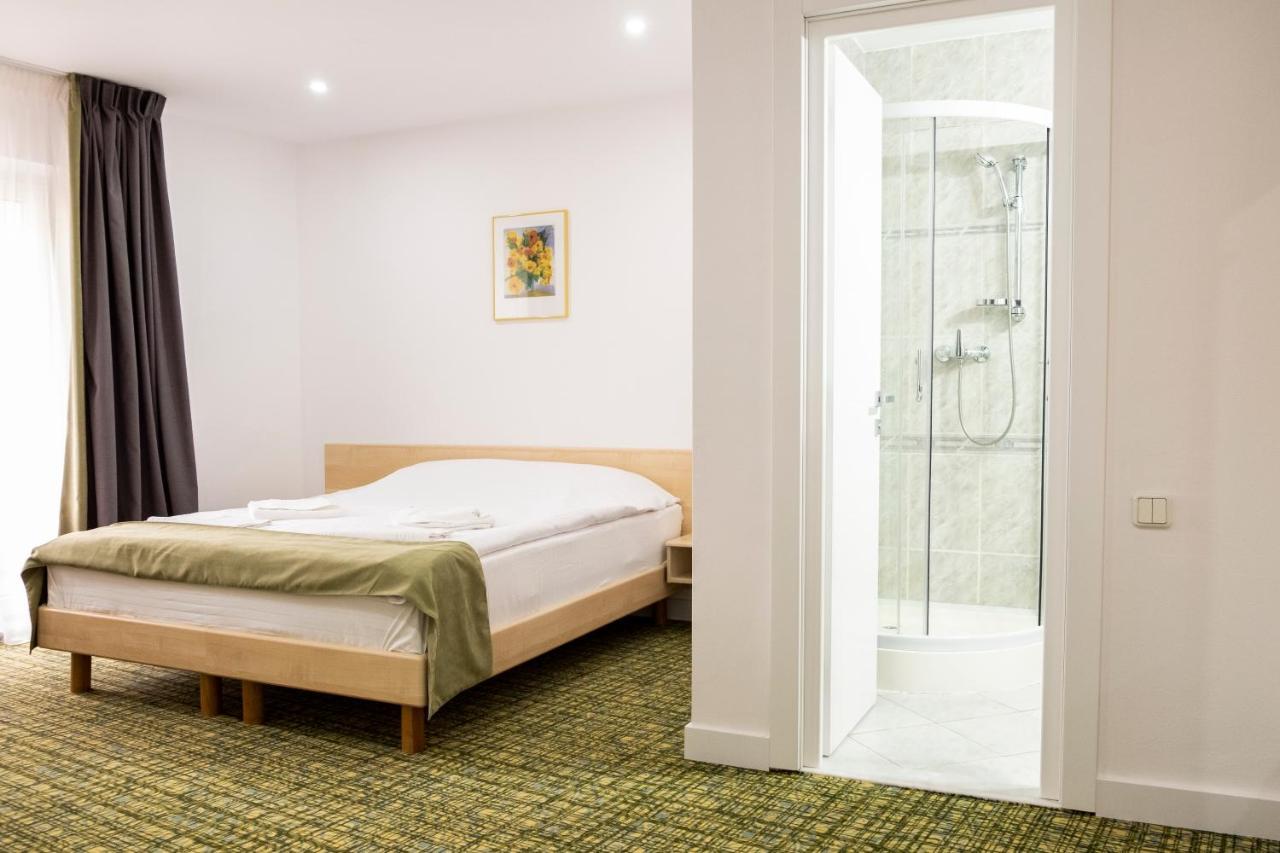 Casa Gabriela Ξενοδοχείο Βουκουρέστι Εξωτερικό φωτογραφία