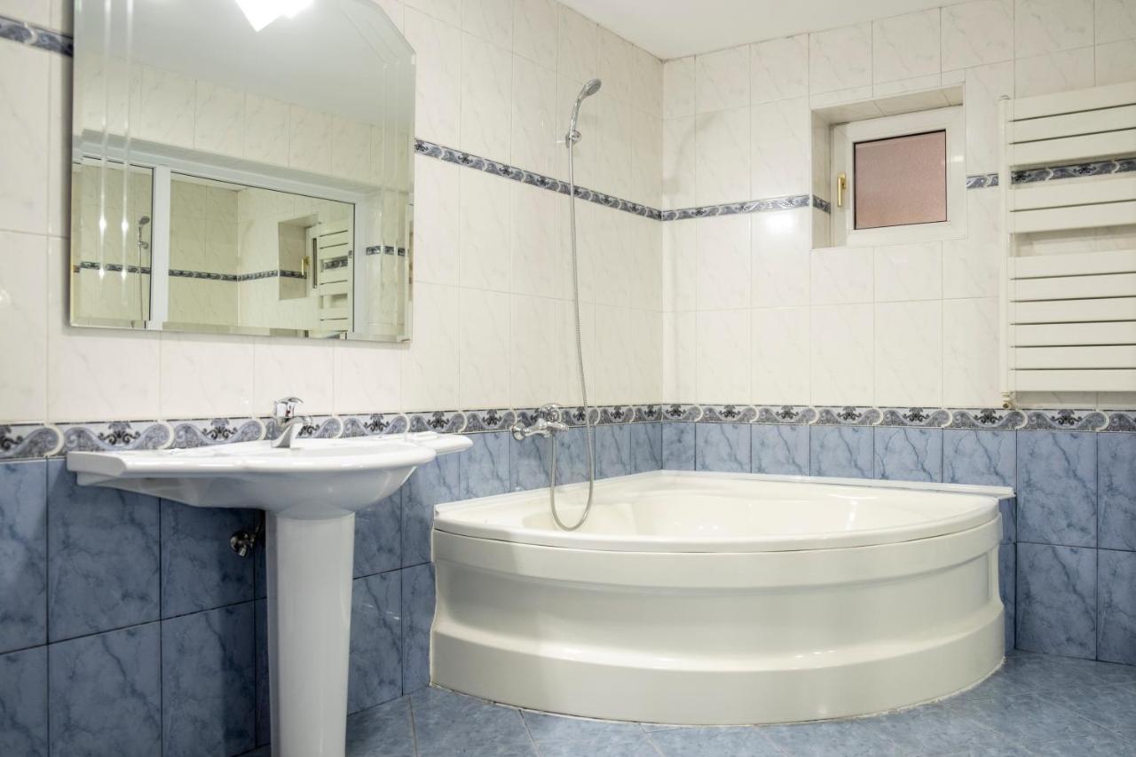 Casa Gabriela Ξενοδοχείο Βουκουρέστι Εξωτερικό φωτογραφία